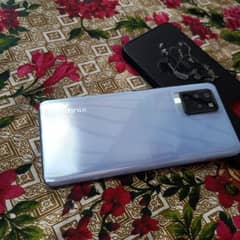 Infinix note 10 pro 8/128 box charger sath hai