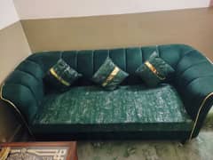 brand new 5 seater sofa set with table