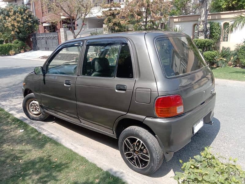 Daihatsu Cuore 2007 1