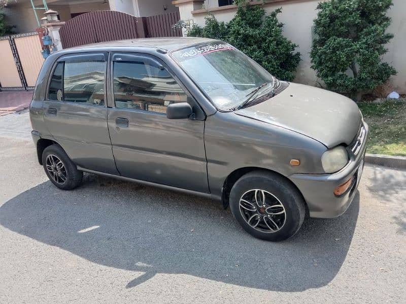 Daihatsu Cuore 2007 4