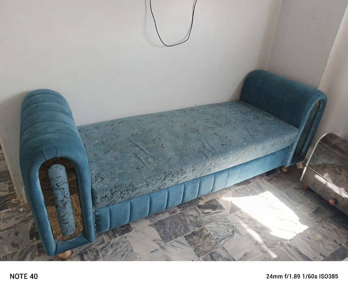 L shape sofa with table and seti full set for sale 3