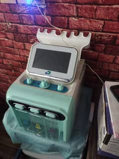 HYDRA FACIAL MACHINE