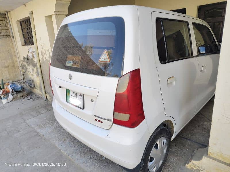 Suzuki Wagon R 2017 11