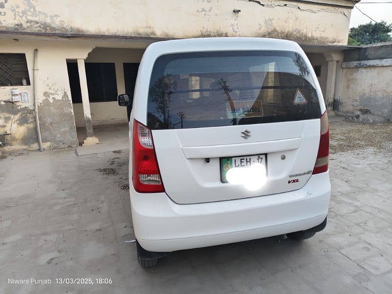 Suzuki Wagon R 2017 14