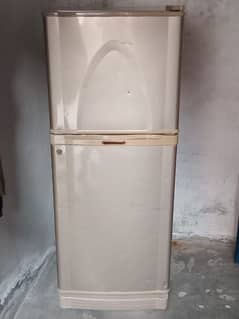 dawlance fridge