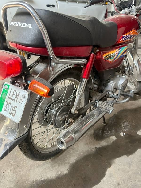 Honda CD70 8