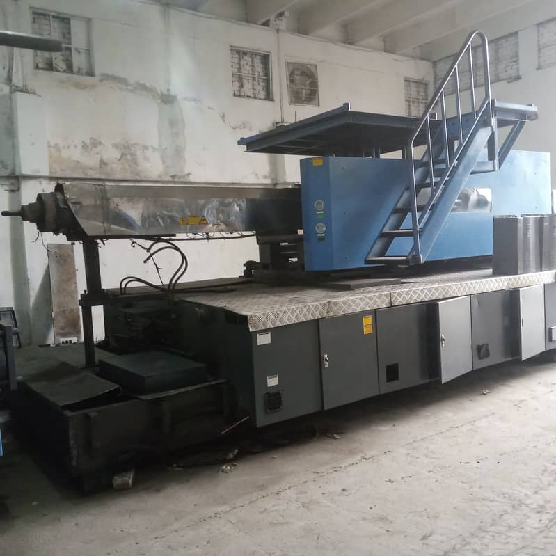 Haitian 1600 Ton Used Injection Molding Machine – Now Available! 3