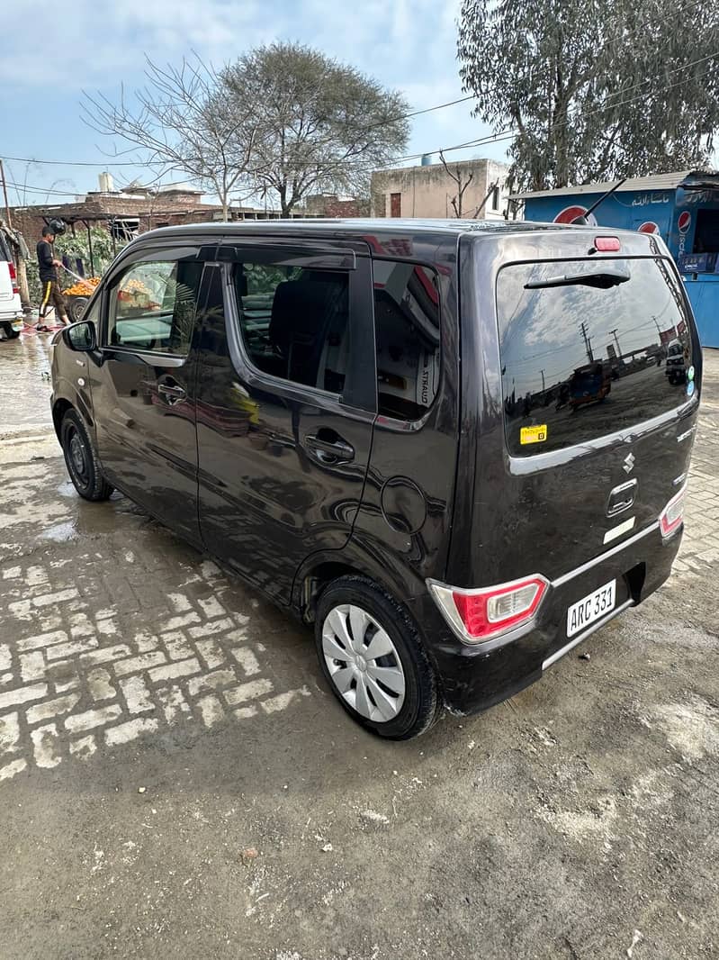 Suzuki Wagon R 2018 6