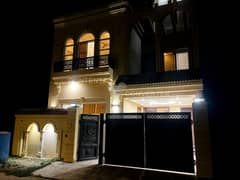 5 MARLA BRAND NEW HOUSE FOR SALE IN BAHRIA TOWN LAHORE