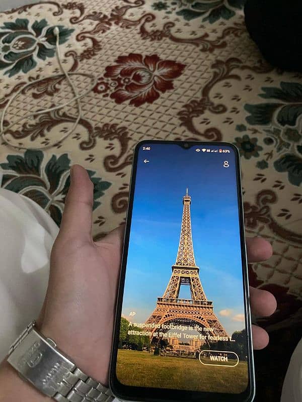 Realme C35 6