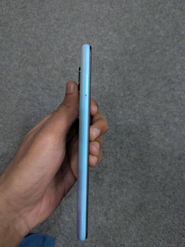 Xiaomi Redmi Note 9 4