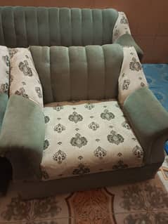 urgent sell 5 seater sofa set