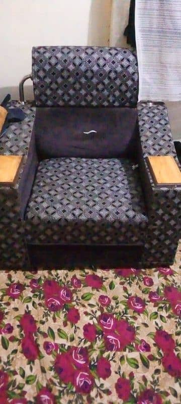 sofa set urgent sale 2