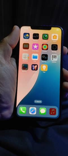 iPhone11 pro max 256GB with chrgr 03106716595