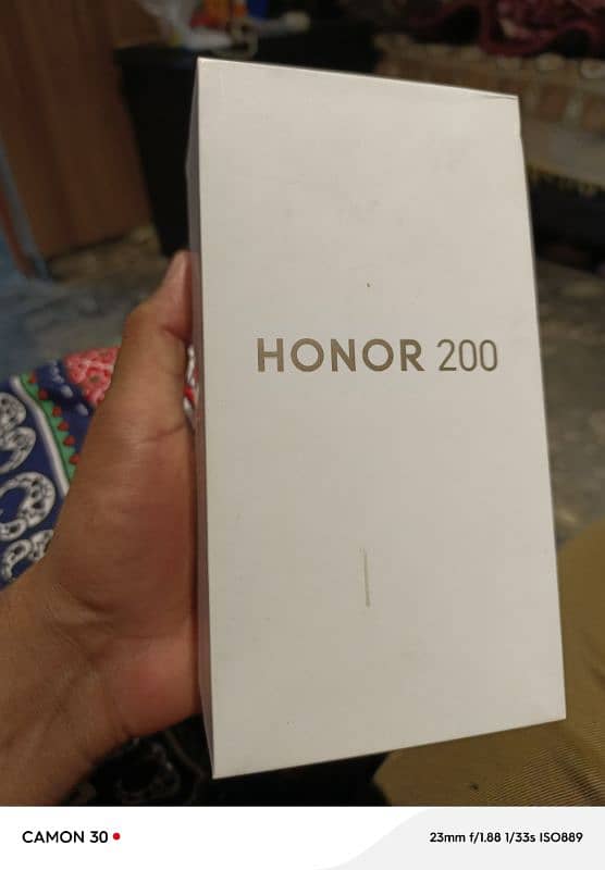 Honor 200 6