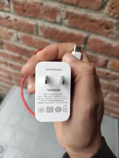 OnePlus supervoc charger