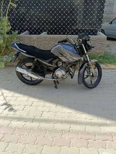 Yamaha ybr 125 cc model 2015  imported japanese original condition