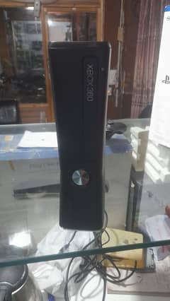 Xbox 360 slim for sale   available 03007112170t