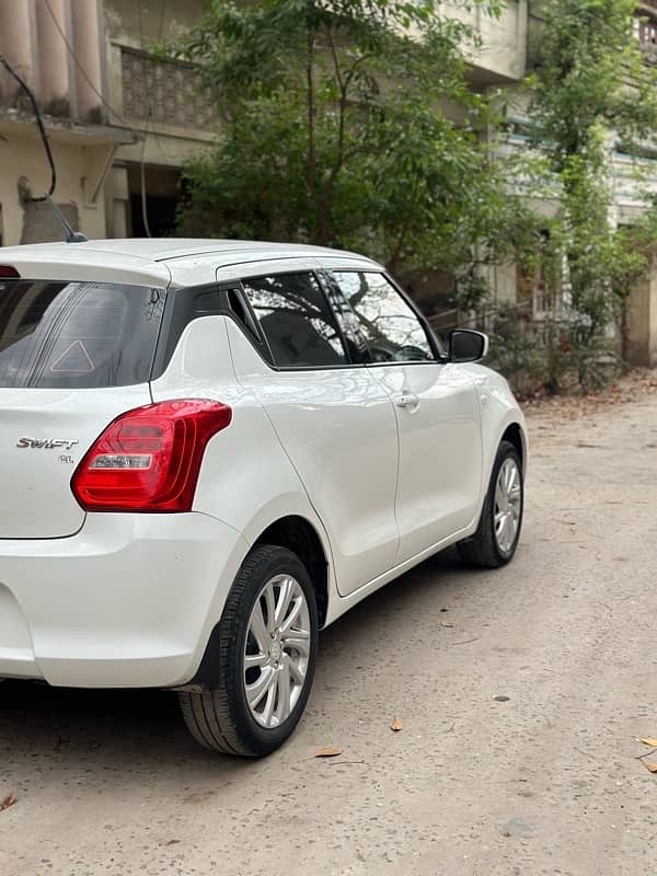 Suzuki Swift 2022 manual 4