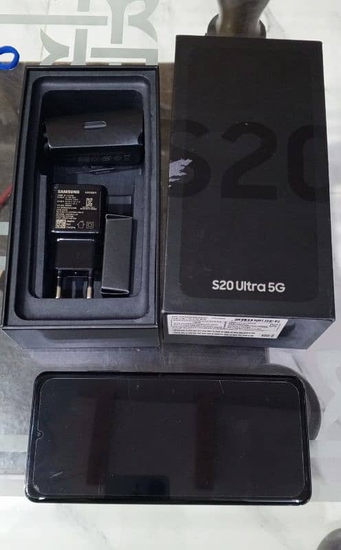 S20 ultra 12/256 with Full Box non pta 0