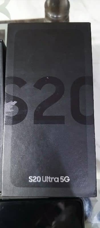 S20 ultra 12/256 with Full Box non pta 2