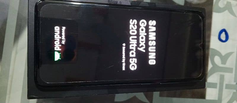 S20 ultra 12/256 with Full Box non pta 10
