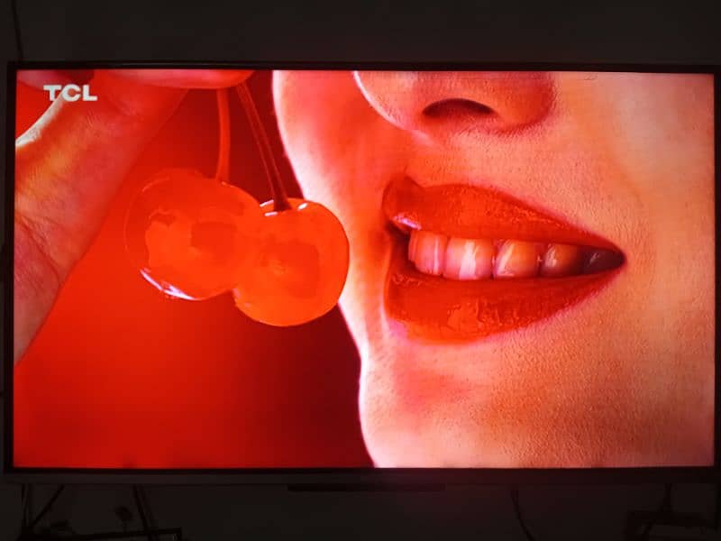 TCL 43 INCH 4K HDR LED TV 4