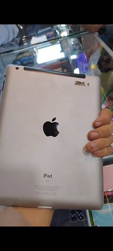 Ipad 3 64 gb memory bilkul new ha 4