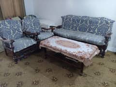 5 seater sofa with central table