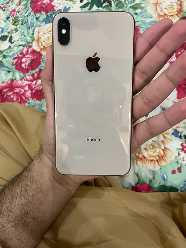 iphone xs max 1