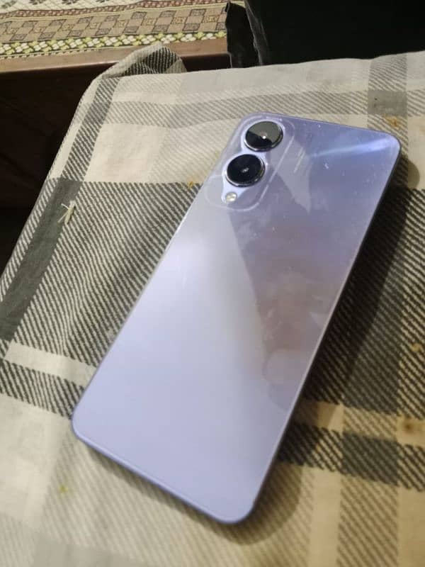 vivo y 17s 6+6 128 2