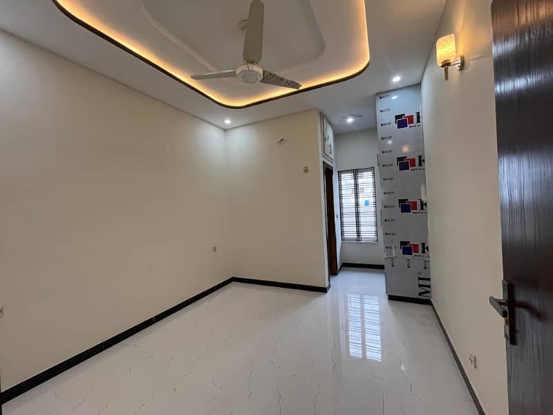 5 MARLA HOUSE FOR SALE In FAISAL TOWN BLOCK C 12