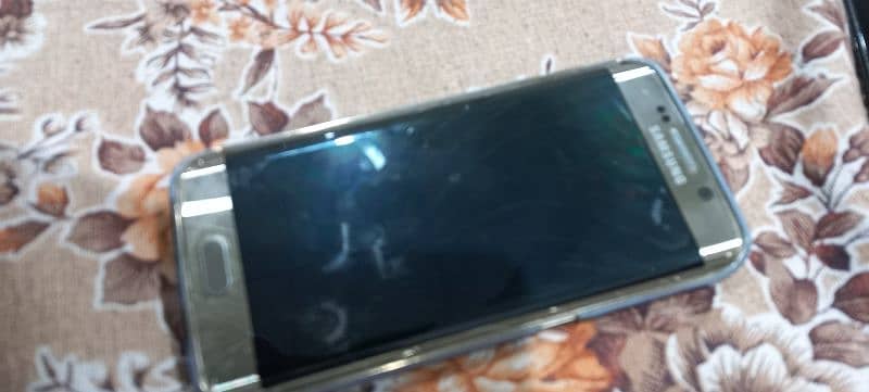 s6 edge 3/128gb 0