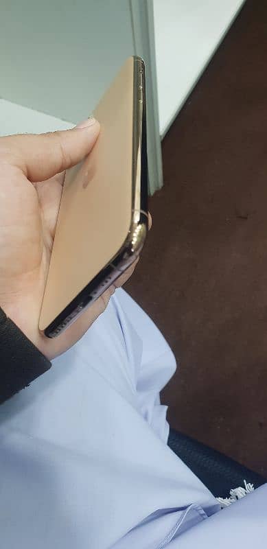 iphone 11 pro 256gb Pta approved 3