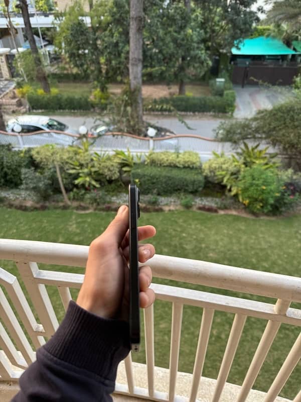 IPhone 15 Plus || Non PTA || With Box || 95 BH || 10/10 condition 3