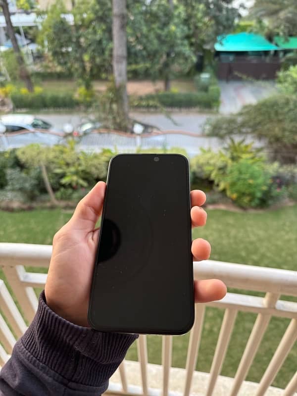 IPhone 15 Plus || Non PTA || With Box || 95 BH || 10/10 condition 5