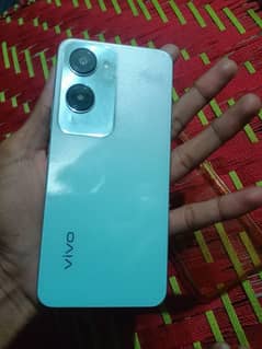 vivo y18 4ram 128storage 10by10 all ok