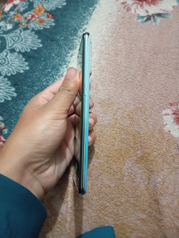 Oppo F15 6