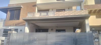 12 Marla Upper Portion For Rent In Islamabad E-11/1 Multi