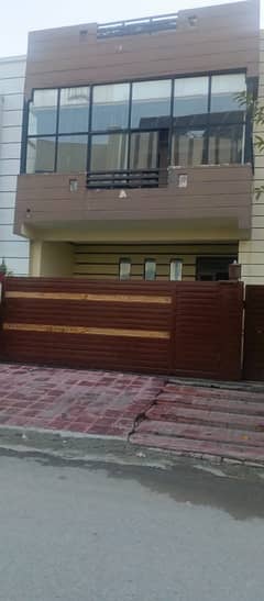 8 Marla Upper Portion For Rent In Islamabad E-11/2