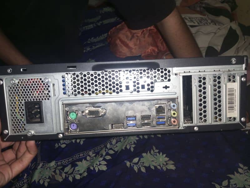 Ryzen 5 2400g (read description) 4