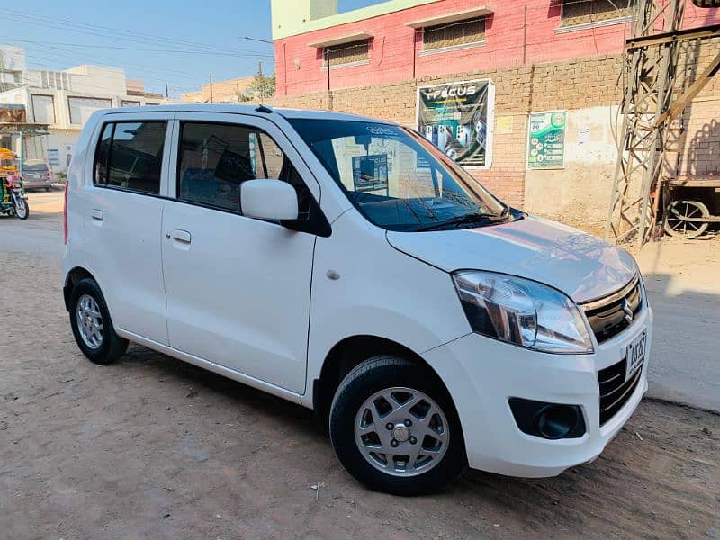 Suzuki Wagon R 2018 13