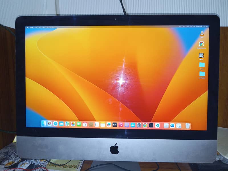 Apple iMac 21.5" 2017 1