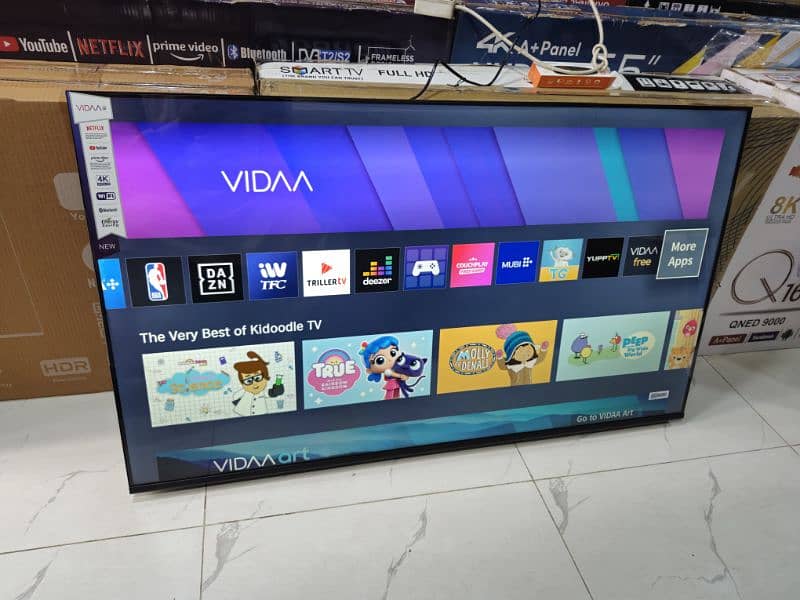 50 inches 4k Hisense VIDAA Smart led tv 120/hz frameless Display 2