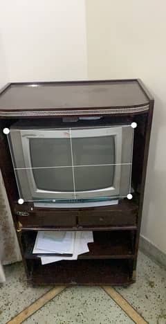 TV Trolly + console in good condition