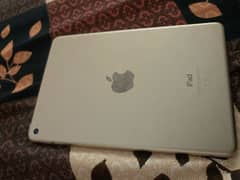 ipad mini 4 128 Gb 03439277208 Contact me on WhatsApp