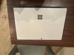 Surface pro 7 i7 10gen 16gb ram 256ssd. 2 in 1 laptop tablet