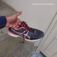 Original ASICS Shoes best for walk running & supports