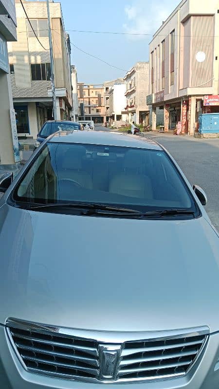 Toyota Premio 2012 2