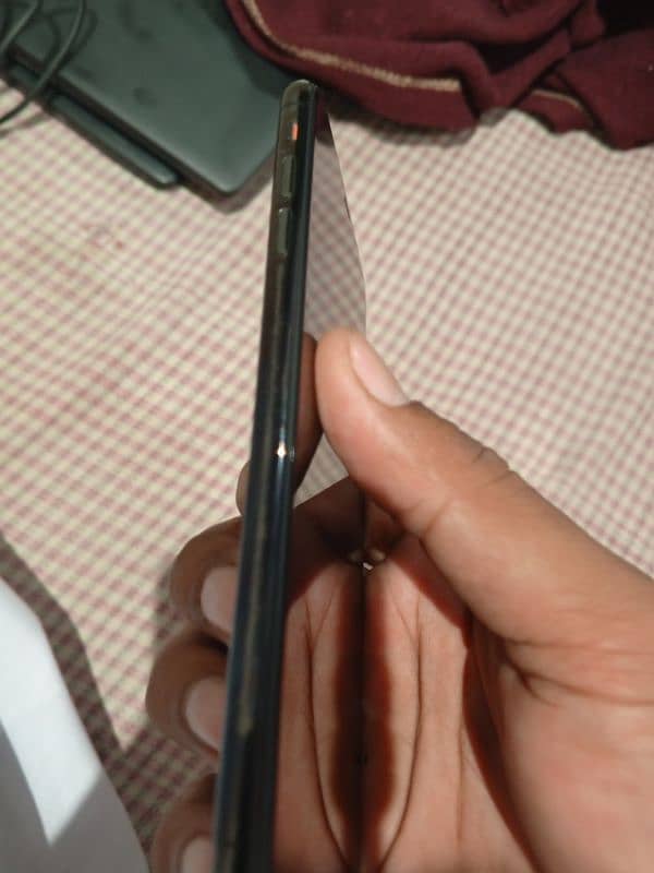 I phone xs max 64gb nonPTA 03062915186 5